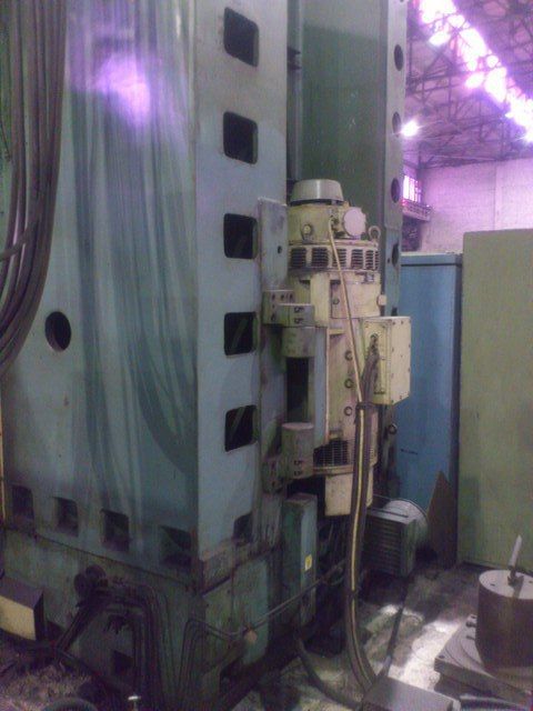 TOS HULIN SKIQ 12 CNC B Vertical Turning Lathe - Image 3 | WorldMach.com