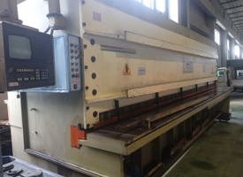 Farina 6050 X 320 Tons Press Brake