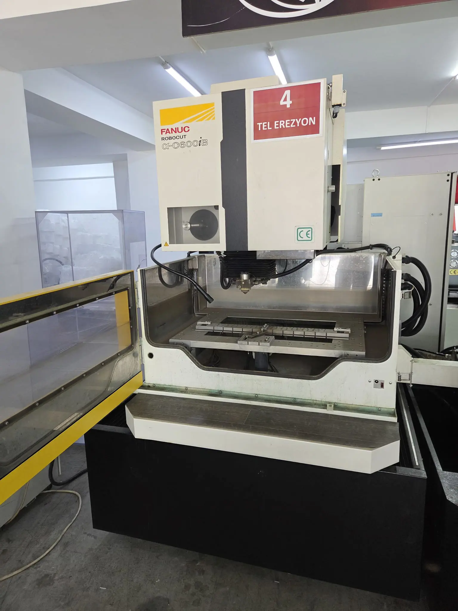 Fanuc Robocut Alfa C600 IB Wire EDM - Image 2 | WorldMach.com