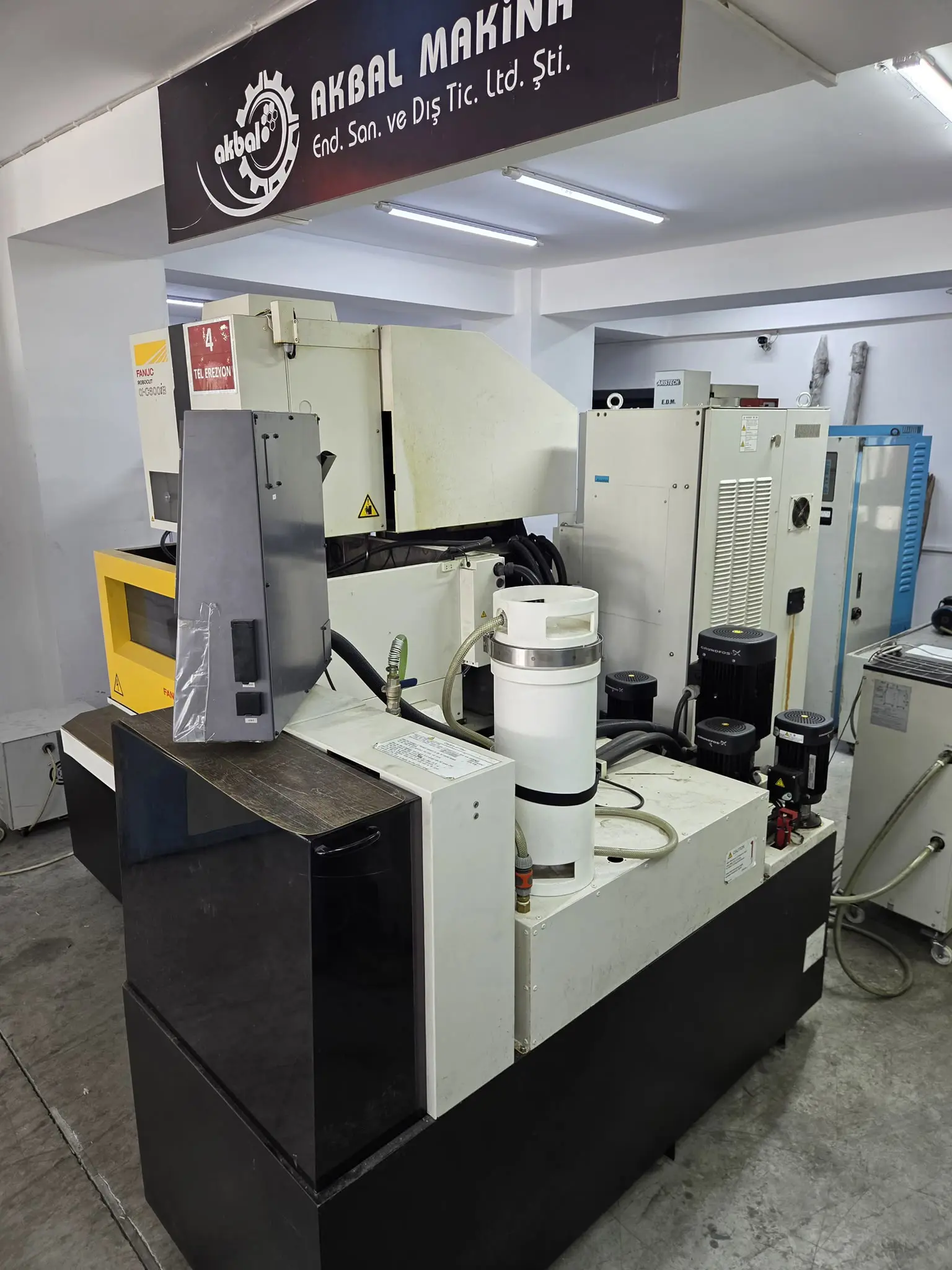 Fanuc Robocut Alfa C600 IB Wire EDM - Image 4 | WorldMach.com