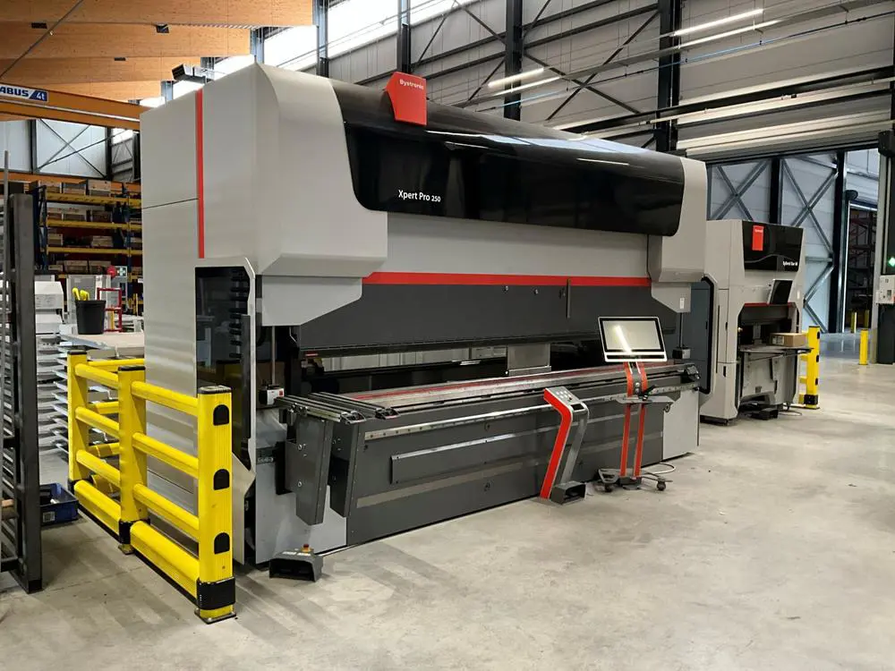 2023 Bystronic Xpert Pro 250/4300 press brake - Image 2 | WorldMach.com